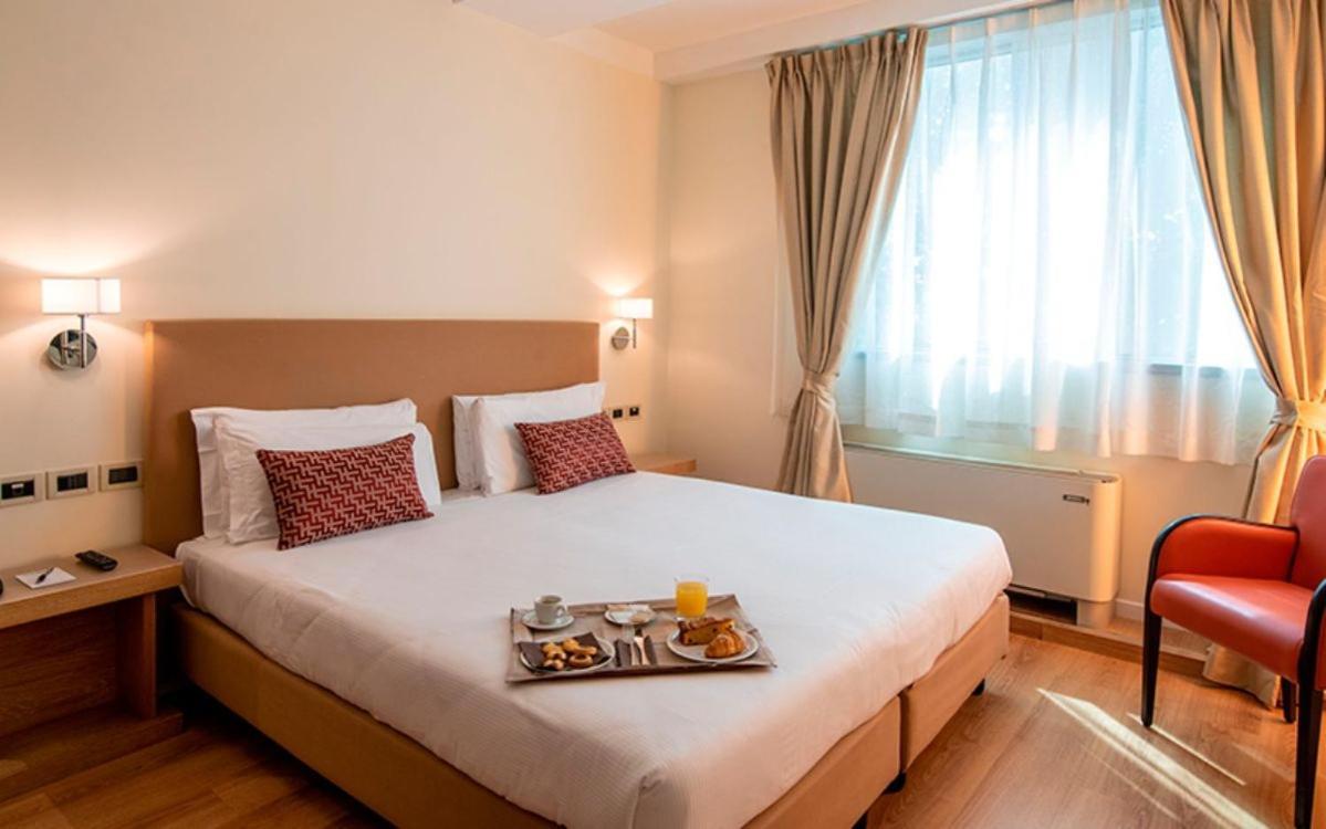 Hotel Miro' Calenzano Esterno foto