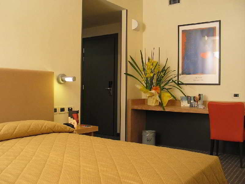 Hotel Miro' Calenzano Esterno foto