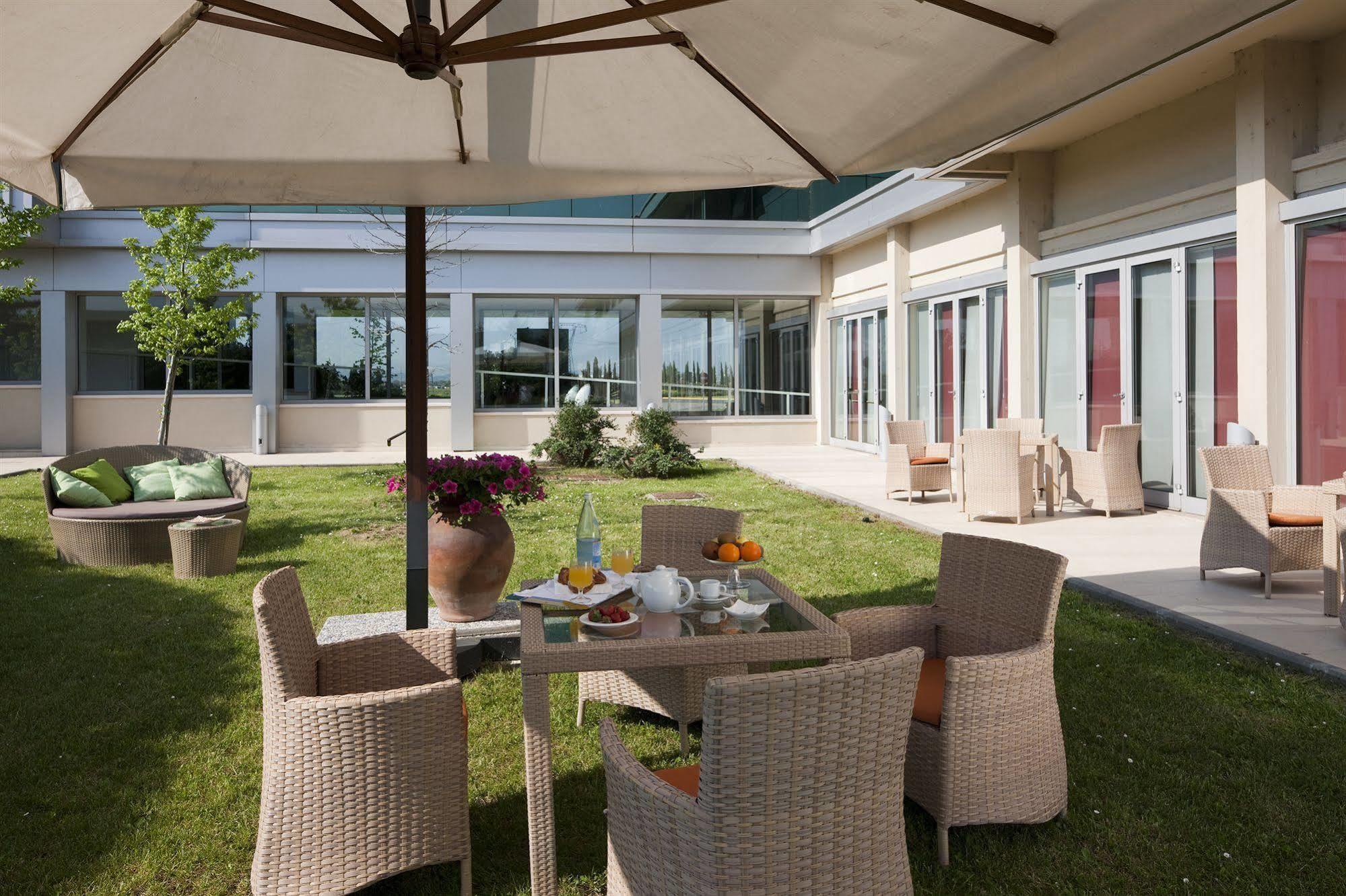 Hotel Miro' Calenzano Esterno foto
