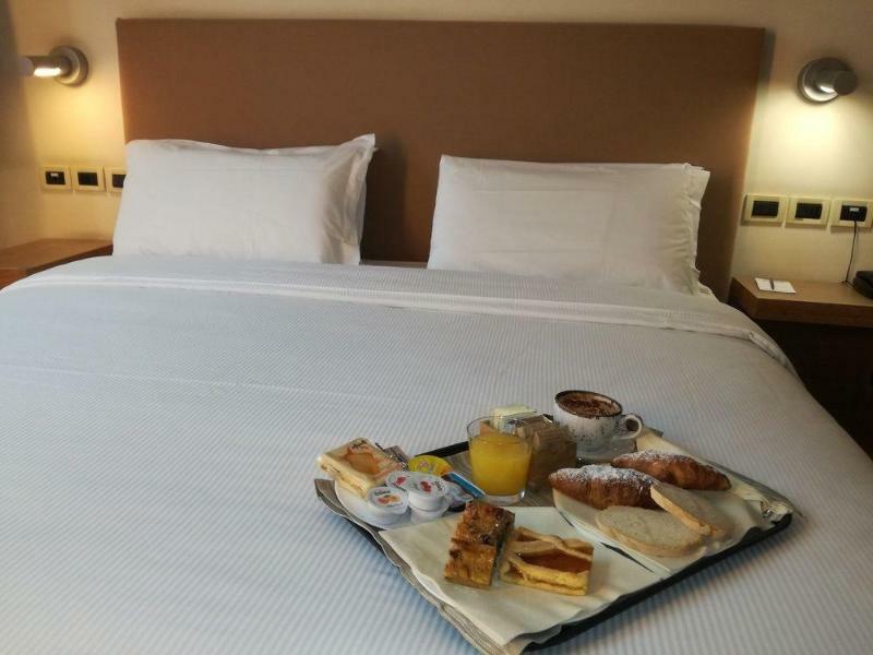 Hotel Miro' Calenzano Esterno foto